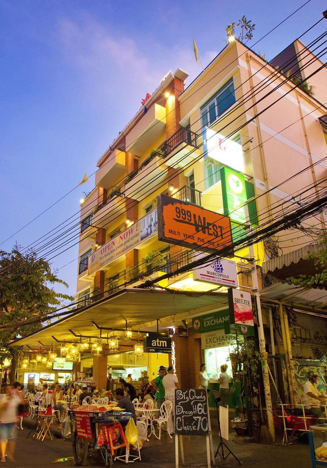 Albergue Sakul House Bangkok Exterior foto